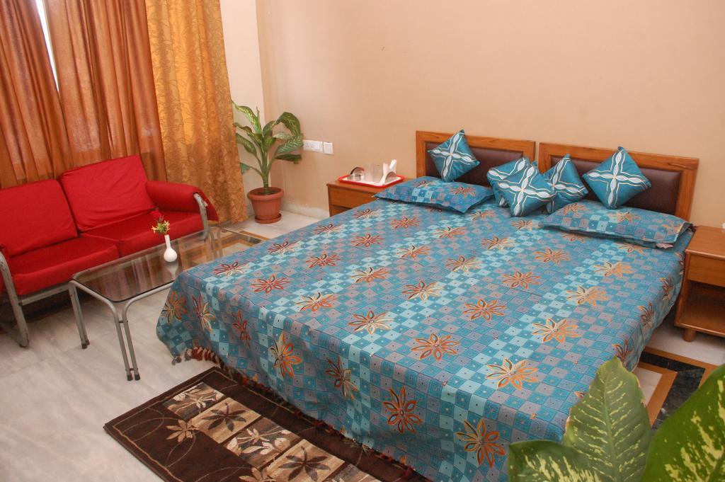 Hotel Maruti Mandapam Jabalpur Habitación foto